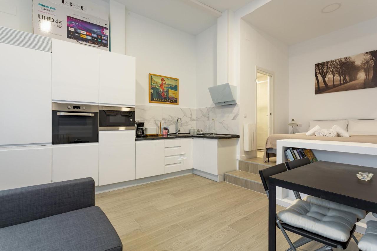 1 Bedroom 1 Bathroom Furnished - Av De America - Studio - Mintystay Madri Exterior foto