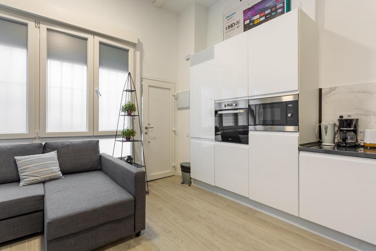 1 Bedroom 1 Bathroom Furnished - Av De America - Studio - Mintystay Madri Exterior foto